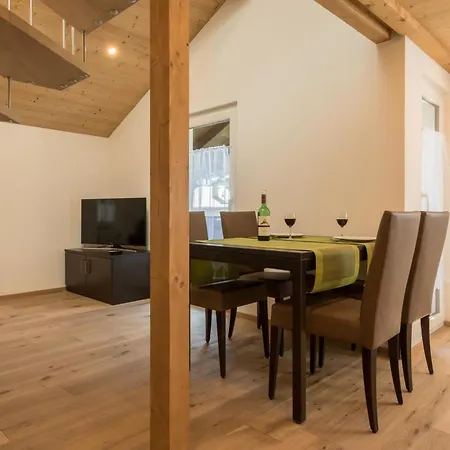 Haus Bergsonne By Interhome 萨斯阿尔马格尔